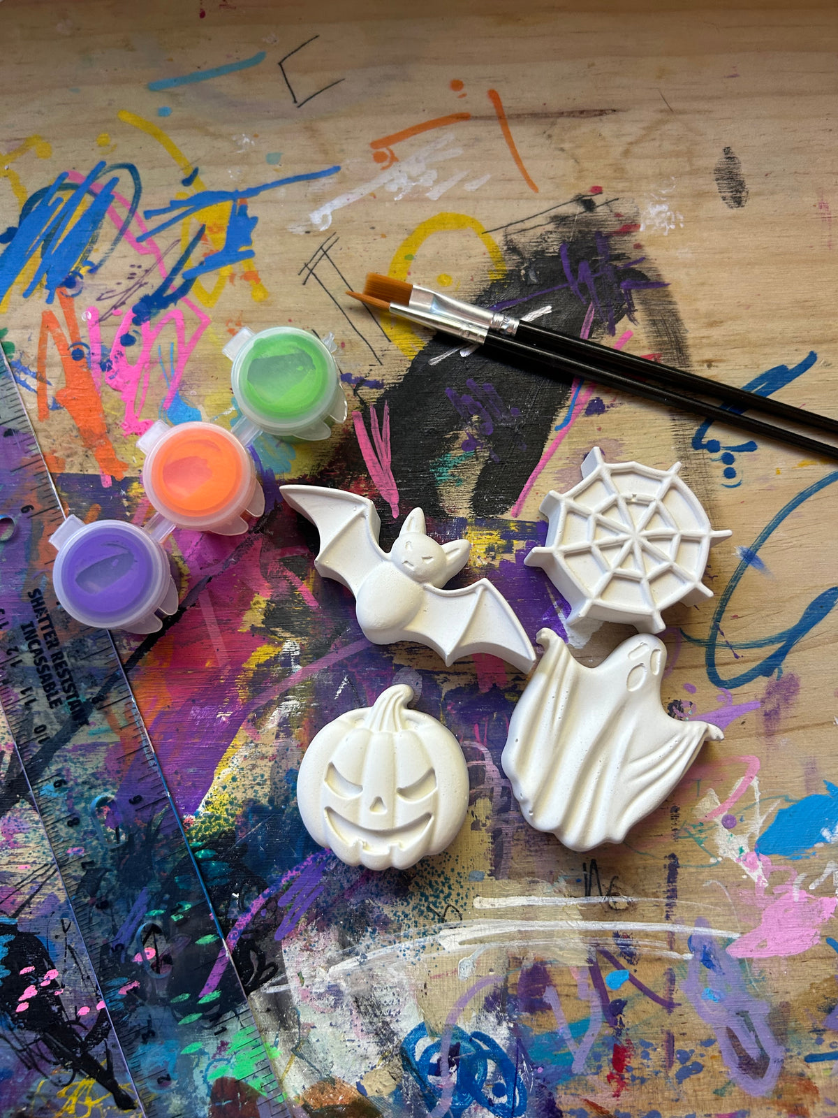Halloween Paint Your Own Plaster Kit